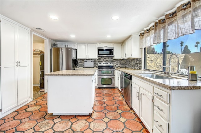 2646 Shamblin Ct, Riverside, CA 92504 - photo 11