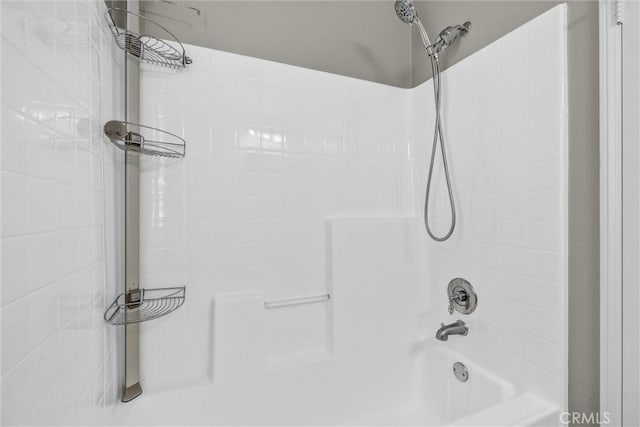 29 Hinterland Way, Ladera Ranch, CA 92694 - full bath featuring shower / bath combination