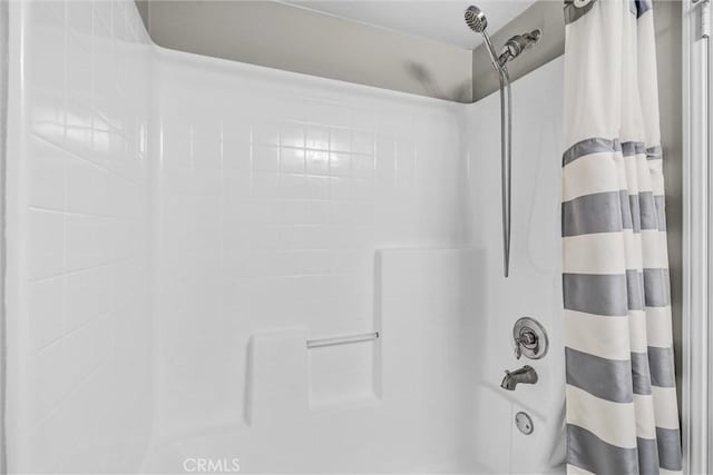 29 Hinterland Way, Ladera Ranch, CA 92694 - full bath with shower / bath combination with curtain