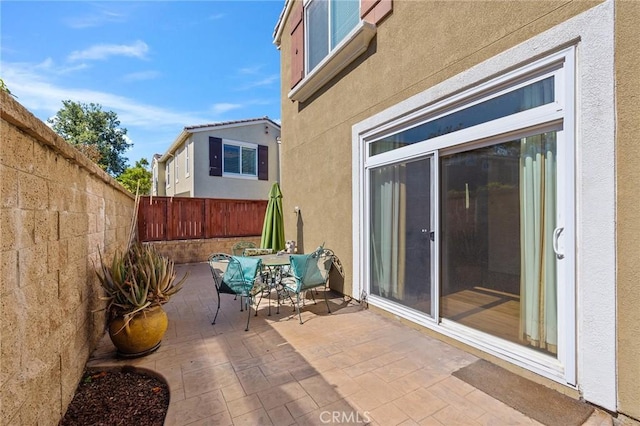 35842 Ellison Ln Unit 2, Murrieta, CA 92562 - fenced backyard with a patio