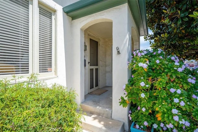 215 S Mason St, Arroyo Grande, CA 93420 - view of exterior entry with stucco siding