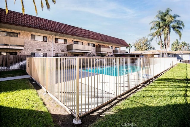1000 Central Ave Unit 19, Riverside, CA 92507 - view of community pool