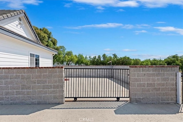 31655 Pio Pico Rd, Temecula, CA 92592 - view of gate