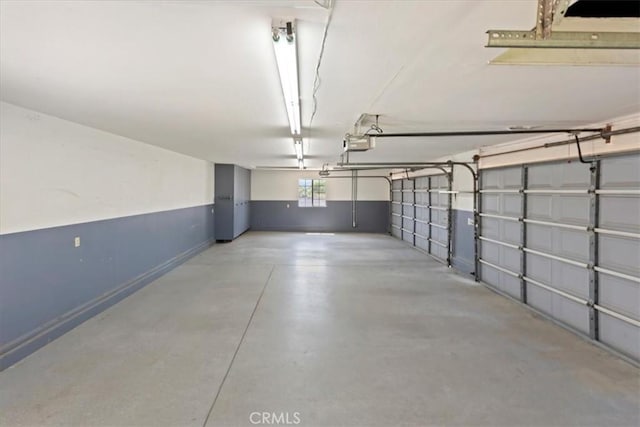 31655 Pio Pico Rd, Temecula, CA 92592 - garage featuring a garage door opener