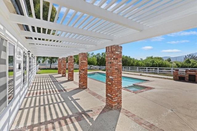 31655 Pio Pico Rd, Temecula, CA 92592 - view of pool with a patio area, a pool with connected hot tub, and a mountain view