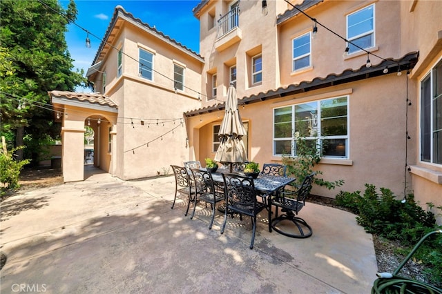 8 Caltrop Way, Ladera Ranch, CA 92694 - view of patio with outdoor dining space