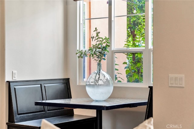 8 Caltrop Way, Ladera Ranch, CA 92694 - dining space with healthy amount of natural light