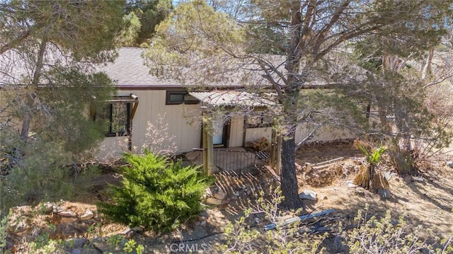49750 Three Points Rd, Lancaster, CA 93536 - rear view of house