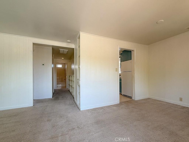 569 Huntington Rd, Cambria, CA 93428 - empty room featuring carpet and baseboards