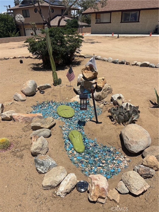 7103 Hanford Ave, Yucca Valley, CA 92284 - view of yard