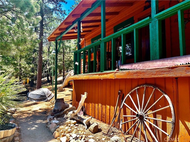 33140 Juniper Ln, Green Valley Lake, CA 92341 - view of home's exterior