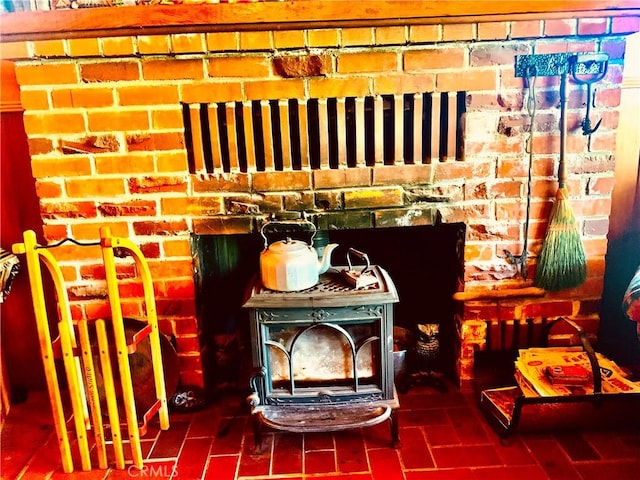 33140 Juniper Ln, Green Valley Lake, CA 92341 - detailed view of a wood stove