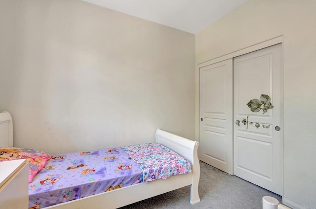 14658 Via Fiesta Unit 2, San Diego, CA 92127 - bedroom with light carpet and a closet