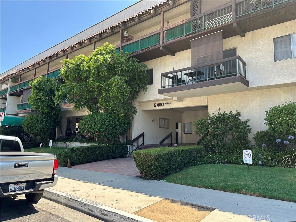 5460 White Oak Ave Unit G101, Encino, CA 91316 - view of building exterior