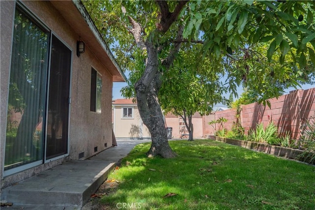 10515 Acoro St, Bellflower, CA 90706 - view of yard