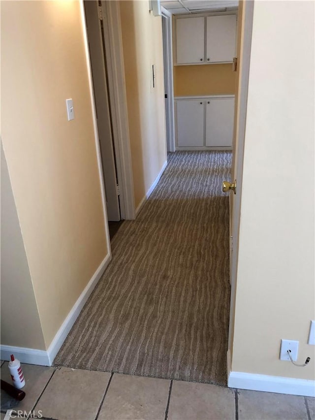 8601 International Ave Unit 178, Canoga Park, CA 91304 - hallway with carpet and baseboards