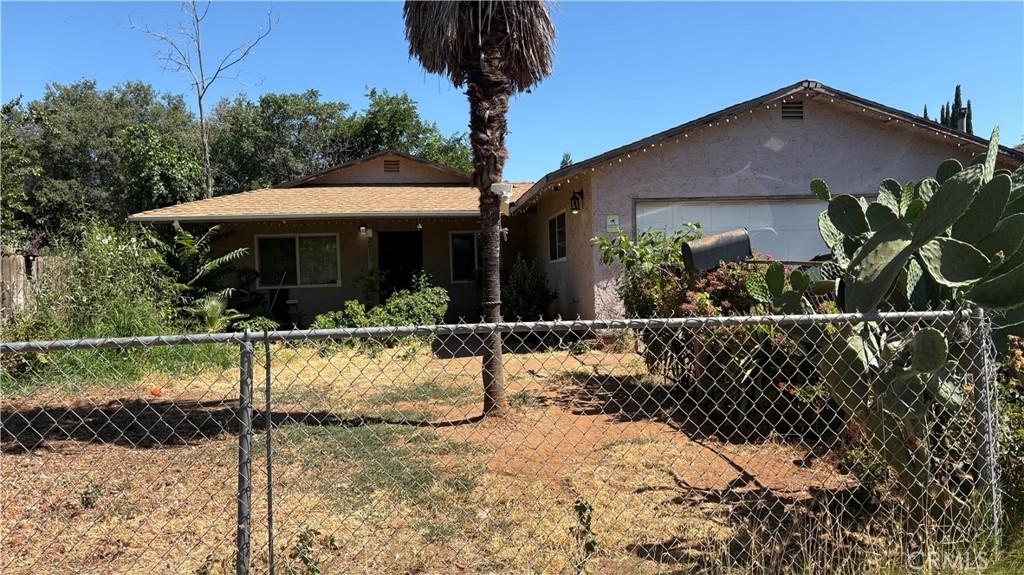 2080 D St, Oroville, CA 95966 - photo 2