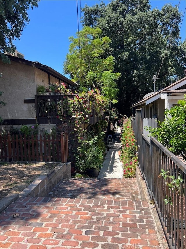 1415 El Sereno Ave Unit 4, Pasadena, CA 91103 - photo 34