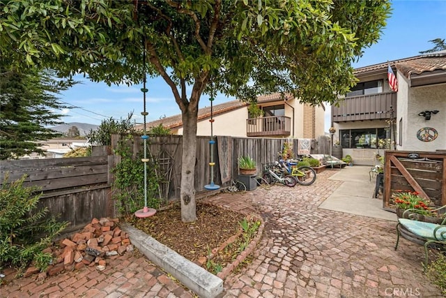 1246 15th St, Los Osos, CA 93402 - view of yard featuring a patio