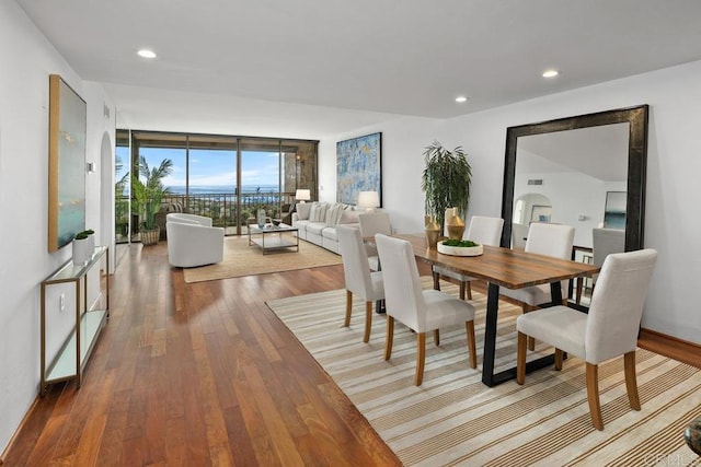 2500 Torrey Pines Rd Unit 1101, La Jolla, CA 92037 - dining space with wood finished floors and recessed lighting