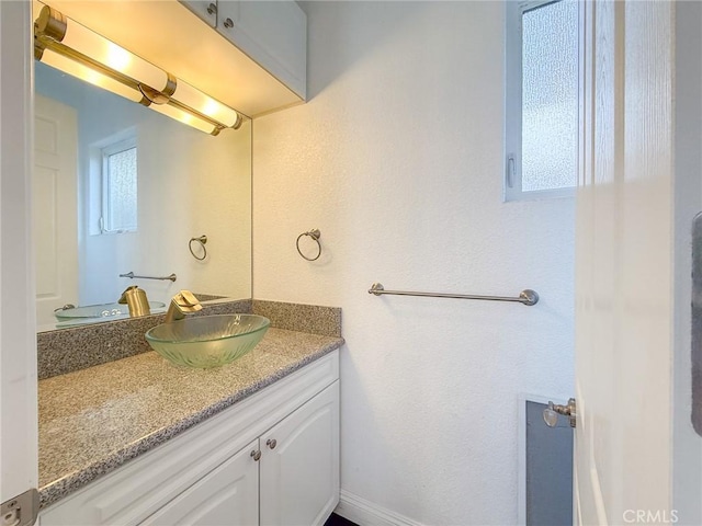 43097 Calle Camellia, Temecula, CA 92592 - bathroom with vanity