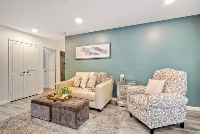 12395 Filera Rd, San Diego, CA 92128 - living area featuring recessed lighting and wood finished floors