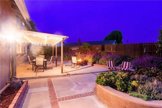 4368 Manchester Ct, Santa Maria, CA 93455 - fenced backyard featuring a patio area and outdoor dining area