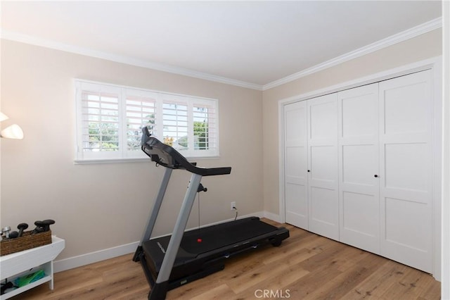 4368 Manchester Ct, Santa Maria, CA 93455 - workout area with light wood-style flooring and crown molding