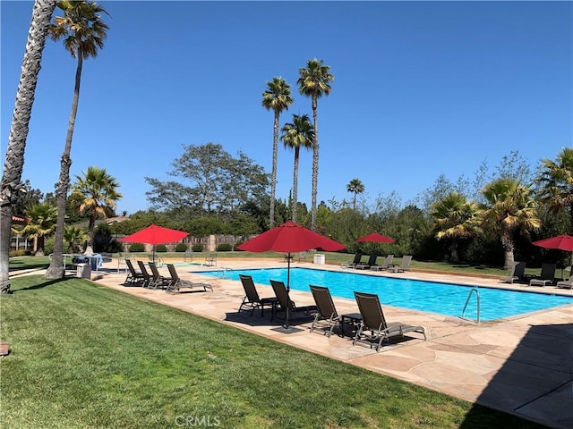 4368 Manchester Ct, Santa Maria, CA 93455 - community pool with a lawn and a patio area