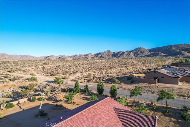 7765 Elwood St, Joshua Tree, CA 92252 - mountain view featuring a desert landscape