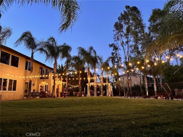 22760 Shadygrove Ct, Wildomar, CA 92595 - surrounding community featuring a yard