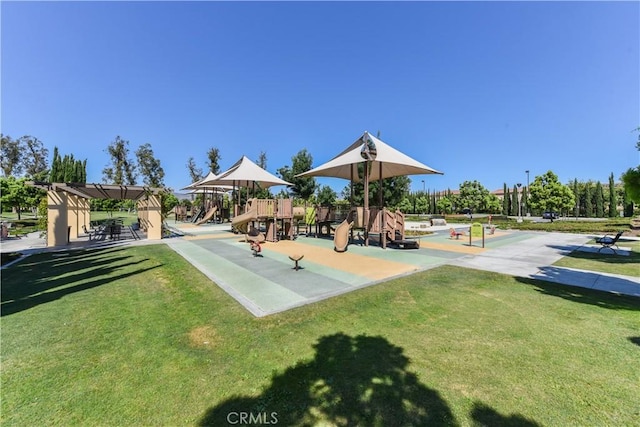 54 Sycamore Bnd, Irvine, CA 92620 - community playground featuring a lawn
