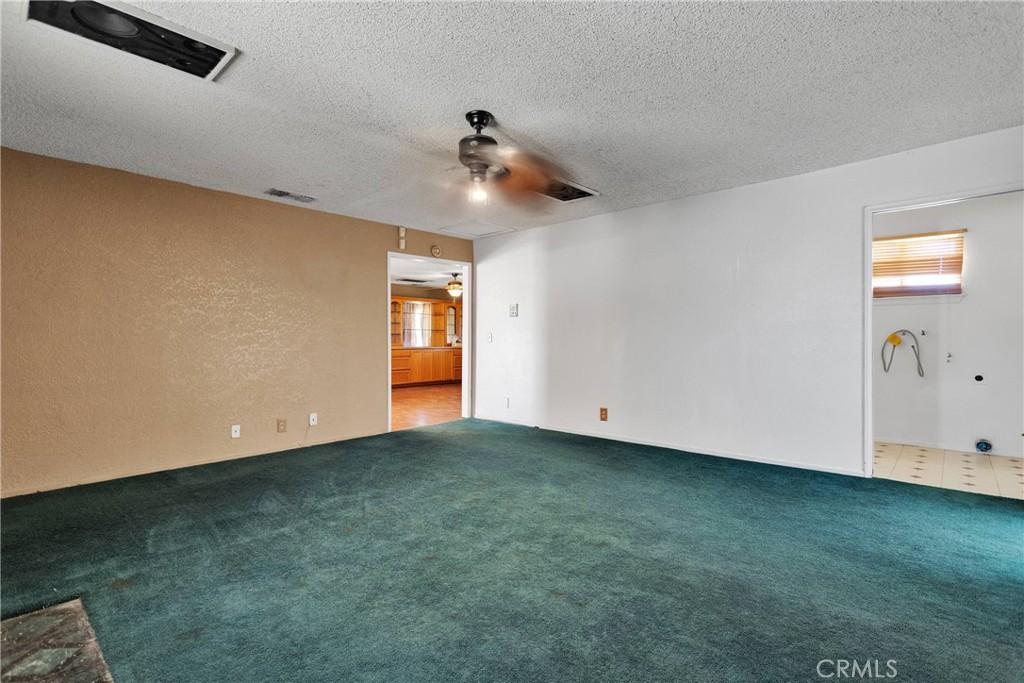21390 Tussing Ranch Rd, Apple Valley, CA 92308 - photo 27