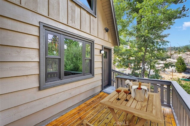 33198 Arrowbear Dr, Running Springs, CA 92382 - view of wooden deck