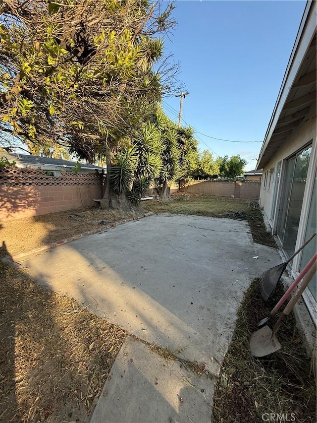 14192 Hope St, Garden Grove, CA 92843 - photo 25