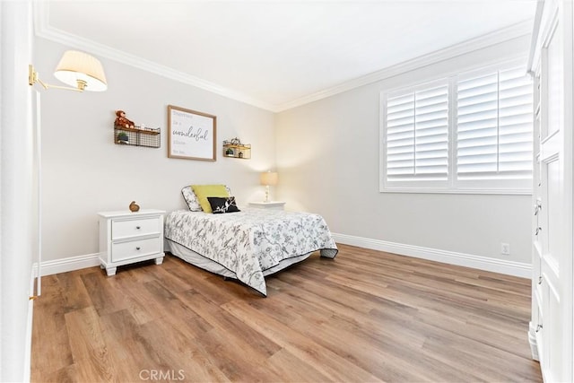 2571 Stetson Dr, Norco, CA 92860 - bedroom featuring crown molding and light wood-style flooring