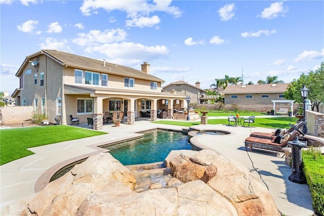 2571 Stetson Dr, Norco, CA 92860 - view of swimming pool with a patio and a pool with connected hot tub
