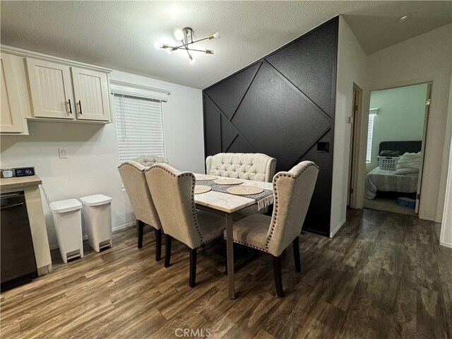 2851 S La Cadena Dr Unit 125, Colton, CA 92324 - dining room featuring wood finished floors, a chandelier, vaulted ceiling, and a textured ceiling