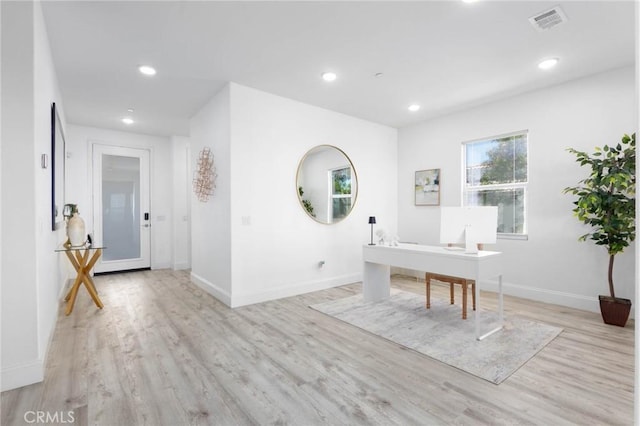 4062 Tamarind Rdg, Lake Elsinore, CA 92530 - unfurnished office featuring light wood-style flooring and recessed lighting