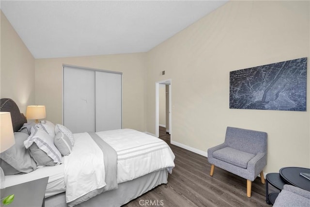1047 E Huntington Dr Unit D, Monrovia, CA 91016 - bedroom featuring wood finished floors, vaulted ceiling, and a closet