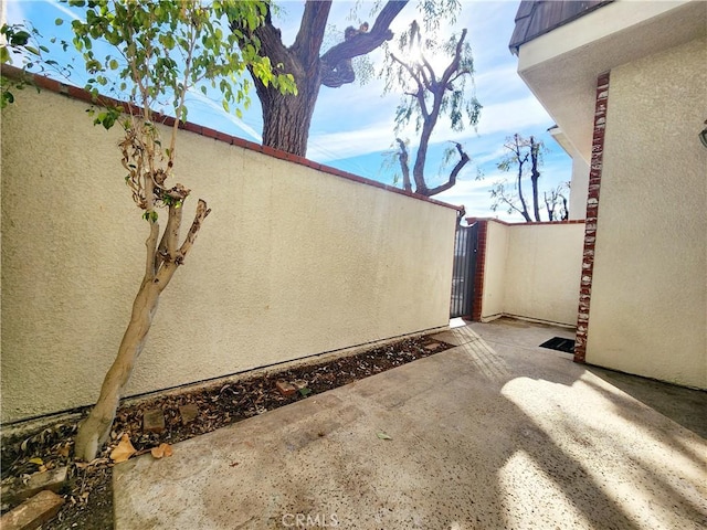 10201 Mason Ave Unit 34, Chatsworth, CA 91311 - view of patio / terrace