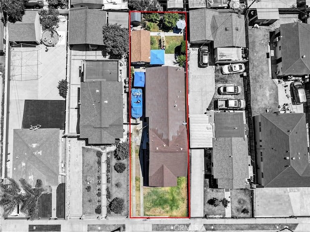 430 E 104th St, Los Angeles, CA 90003 - aerial view of residential area with property boundaries highlighted