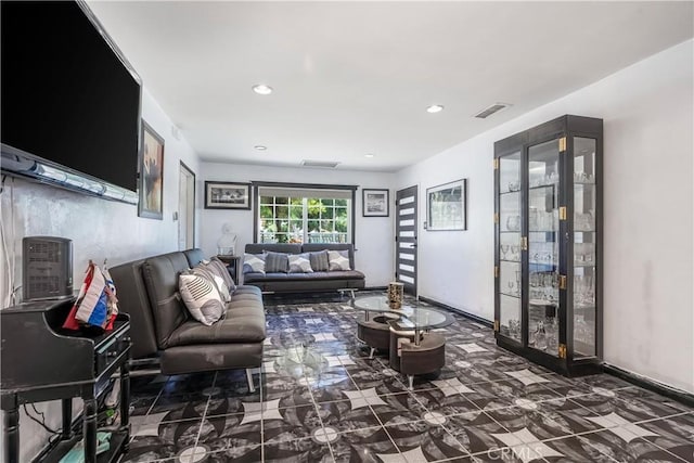 7549 Variel Ave, Canoga Park, CA 91303 - living room featuring recessed lighting