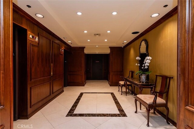 222 Monterey Rd Unit 1205, Glendale, CA 91206 - corridor featuring recessed lighting, a tray ceiling, and inlaid floor details