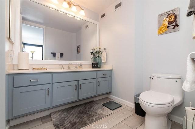 222 Monterey Rd Unit 1205, Glendale, CA 91206 - bathroom featuring vanity and wood tiled floors