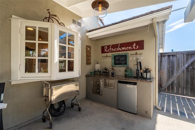 20072 Mural Cir, Huntington Beach, CA 92646 - view of patio with an outdoor kitchen