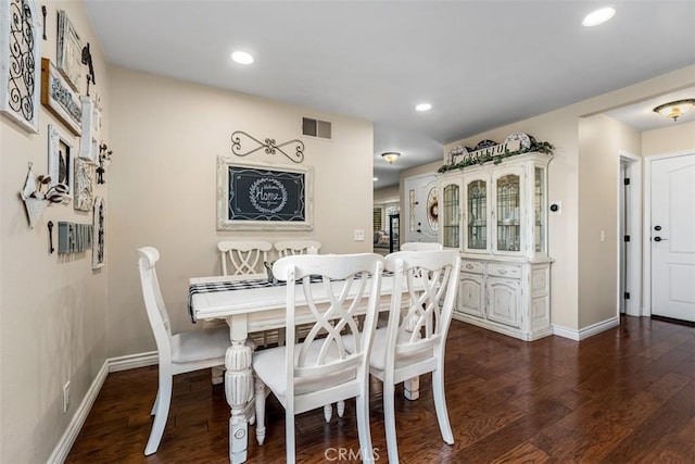 20072 Mural Cir, Huntington Beach, CA 92646 - dining area with wood finished floors and recessed lighting