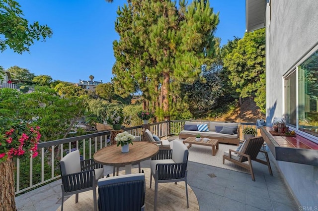 3526 Ticonderoga St, San Diego, CA 92117 - view of patio / terrace with an outdoor living space