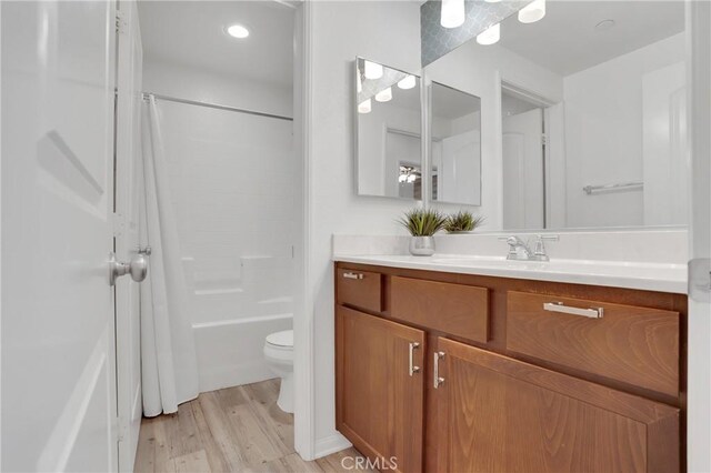 1405 Santa Victoria Rd Unit 2, Chula Vista, CA 91913 - bathroom with vanity, wood finished floors, and shower / tub combo with curtain