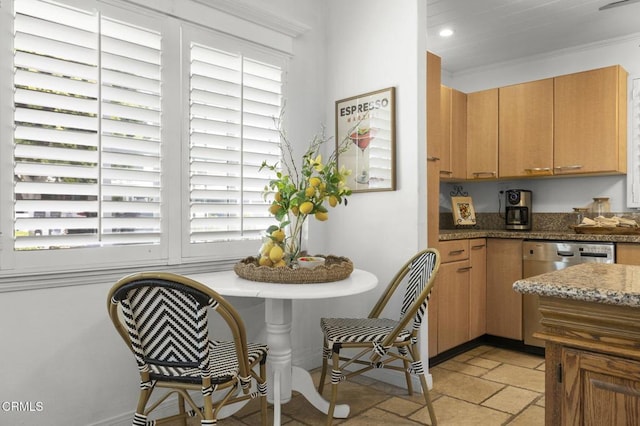 280 Rossmore Dr, Oxnard, CA 93035 - photo 12